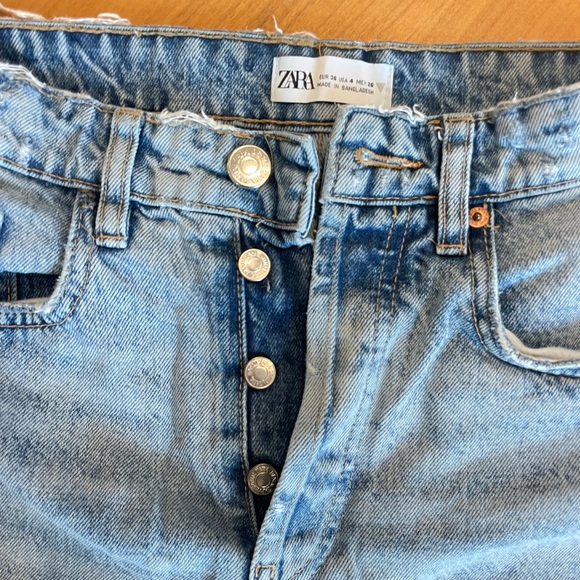 Zara Light Blue Distressed Jean Shorts - Picture 3 of 4
